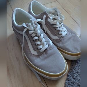Platform Beige Vans